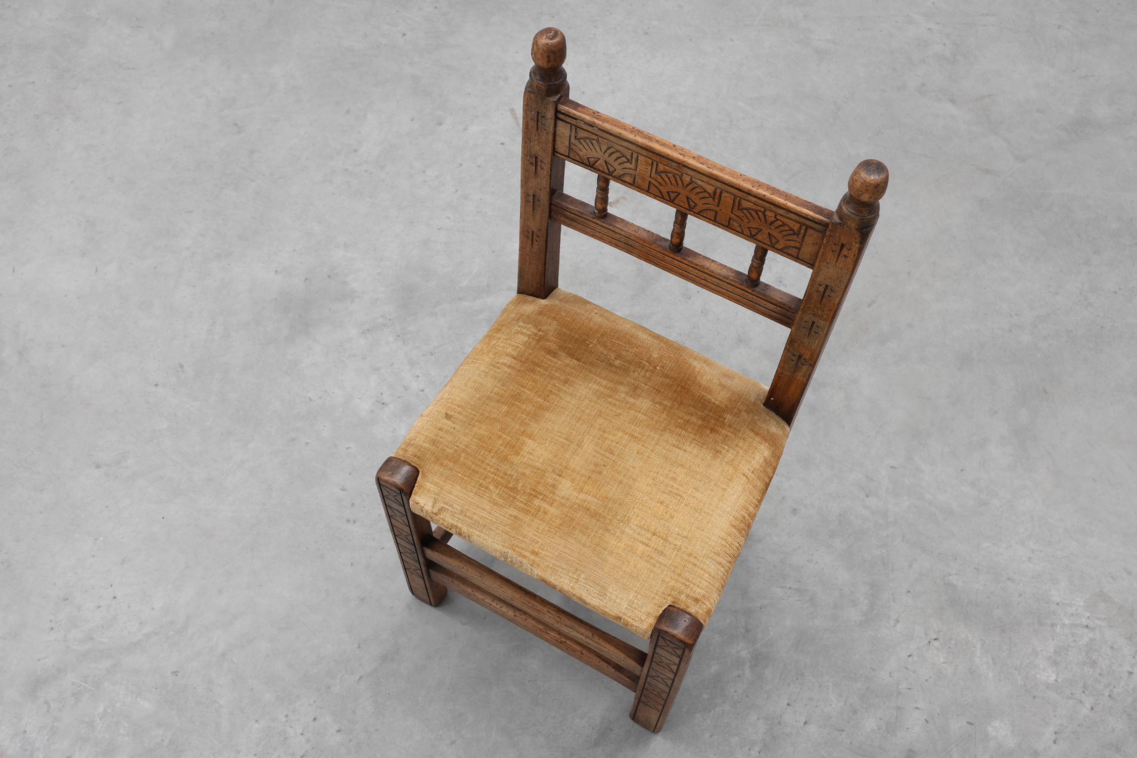 Six 19th Century Spanish Hand-Carved oak Side Chairs with Velour Seatthumbnail